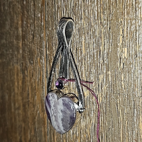 New Chevron Amethyst Heart ❤️ Pendant - Picture 4 of 7